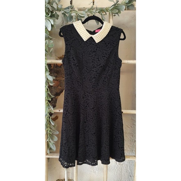 Betsey Johnson Dresses & Skirts - Betsy Johnson Peter Pan Pearl Collar Dress Size 8 Black
